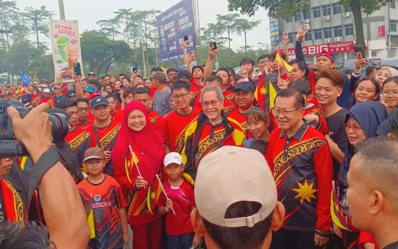 Lebih 10,000 rakyat pelbagai kaum meriahkan Unity Walk