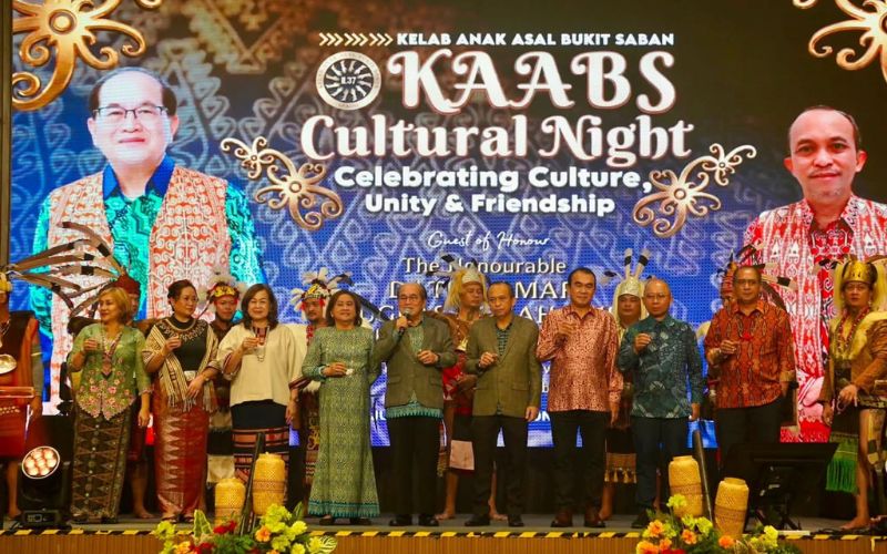 Cultural Night satukan anak Bukit Saban, Uggah seru belia rebut peluang pembangunan