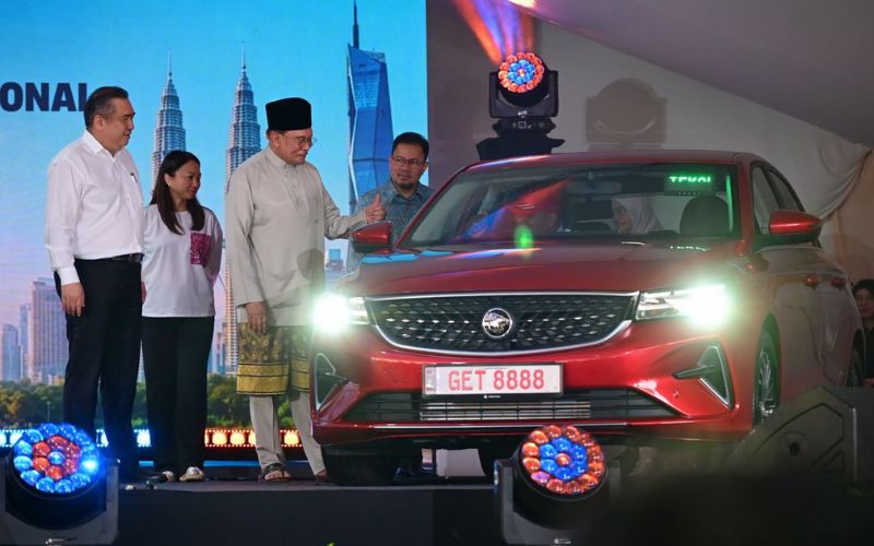 PM lancar Program Pembaharuan Teksi MADANI, sasar pendapatan pemandu RM7,000 sebulan