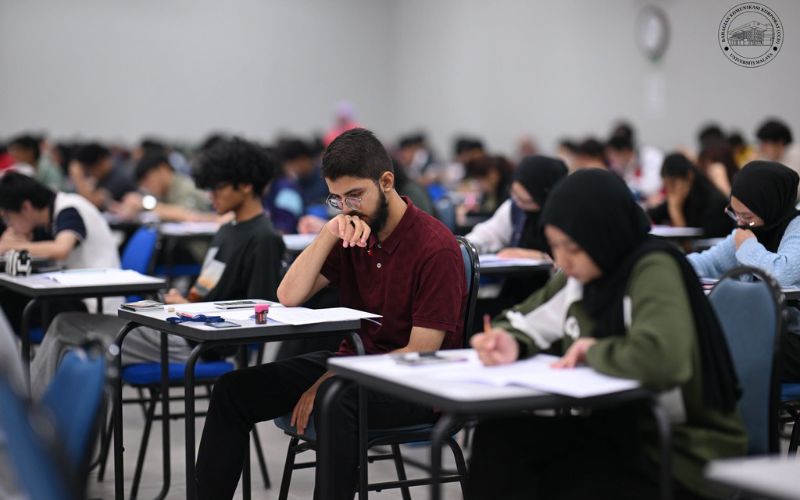 KPT tegas pelajar antarabangsa tidak ‘khianat’ tempat pelajar tempatan