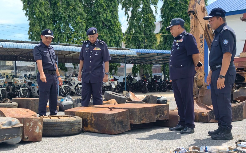 Tangki minyak ‘menyamar’ jadi tayar ganti, helah seludup petrol terbongkar