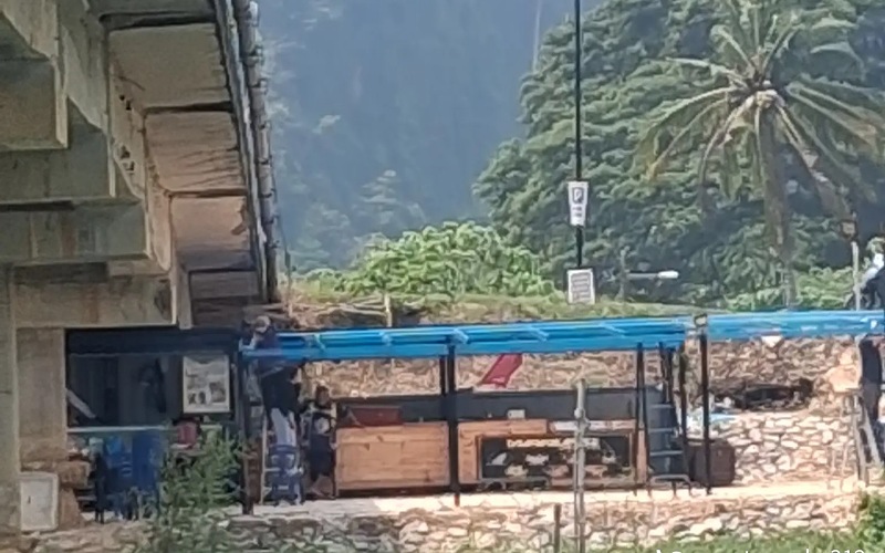 Peniaga Dataran Kampung Wai kecewa dakwa terima notis roboh gerai