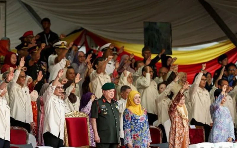 Agong, Raja Permaisuri zahir Selamat Menyambut Hari Kebangsaan ke-69