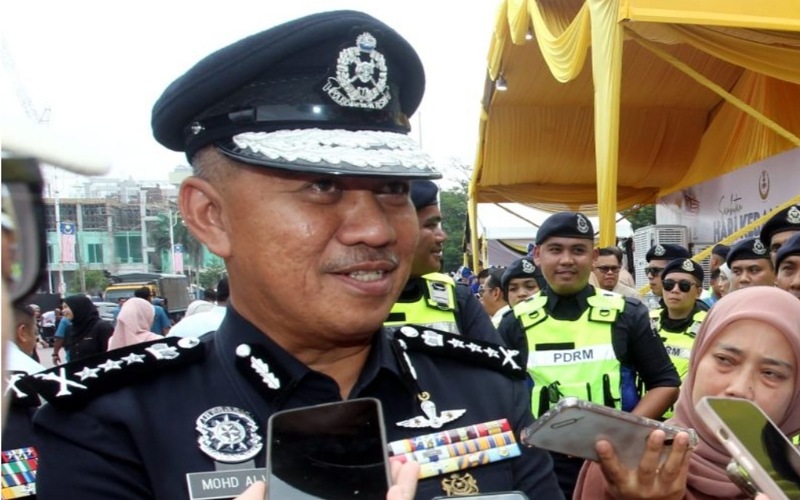 Lelaki berkostum Ultraman ditahan di sambutan Hari Kebangsaan peringkat Perak