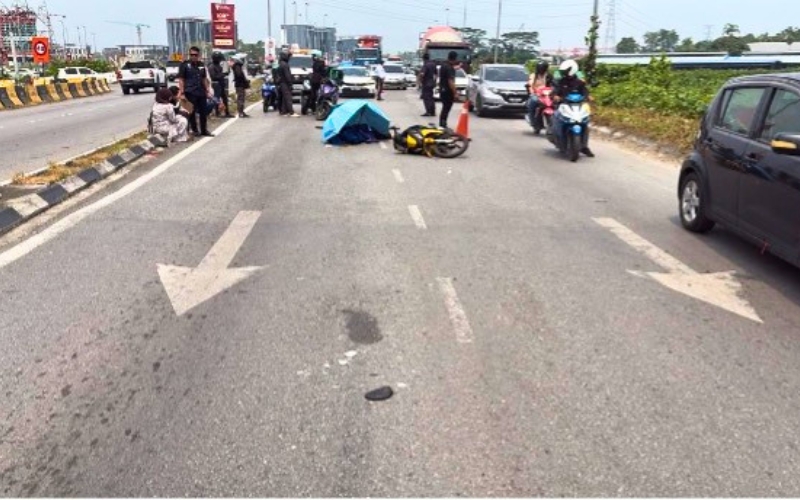 Hilang kawalan langgar kereta, remaja maut di lokasi kejadian