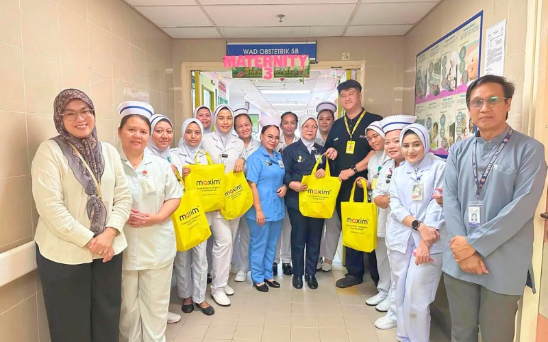 Maxim Malaysia santuni 50 ibu bersalin di Hospital Umum Sarawak