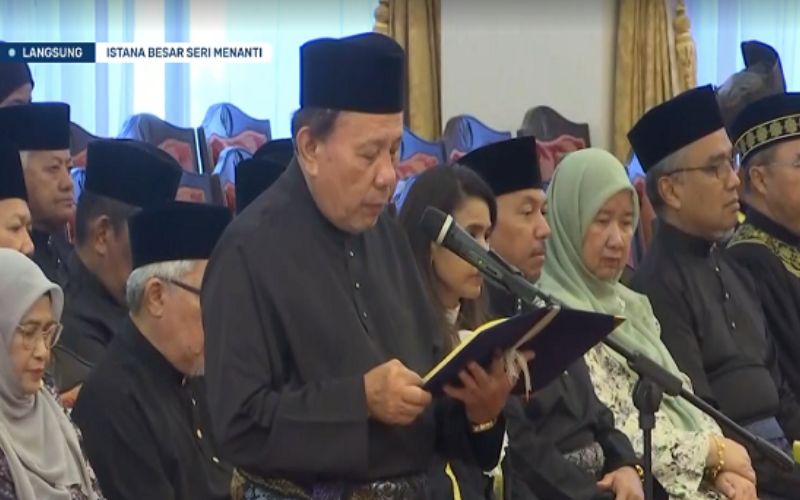Ismail Lasim angkat sumpah Menteri Besar Negeri Sembilan ke-13