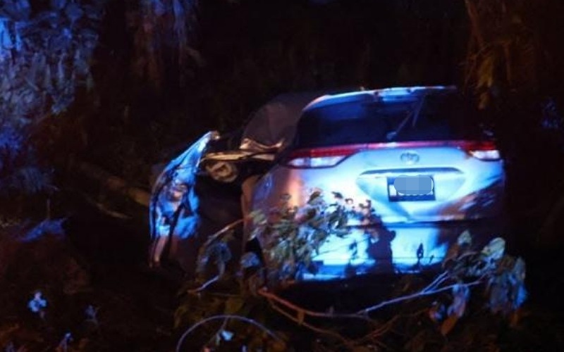 Guru, anak maut MPV terbabas masuk gaung