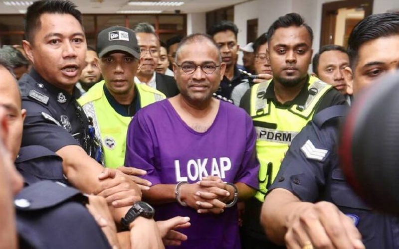 SPRM beri sebulan kepada Azeez, keluarga isytihar harta