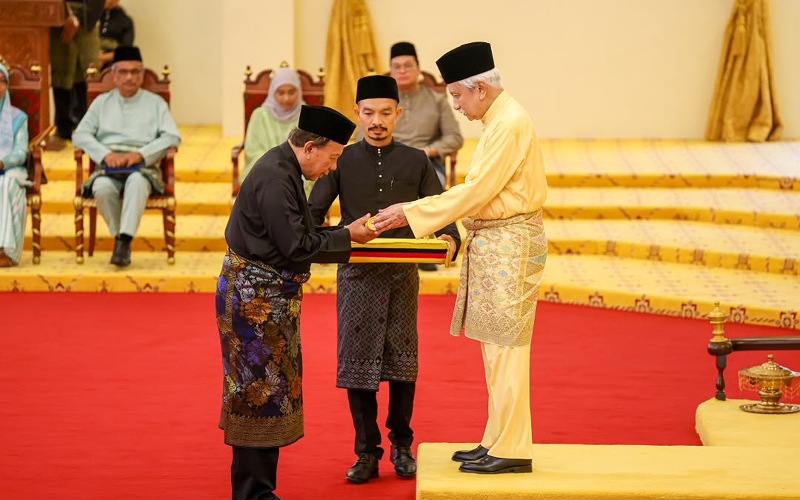 Putra gesa polis siasat MB, Exco NS berhubung penyingkiran Tuanku Muhriz