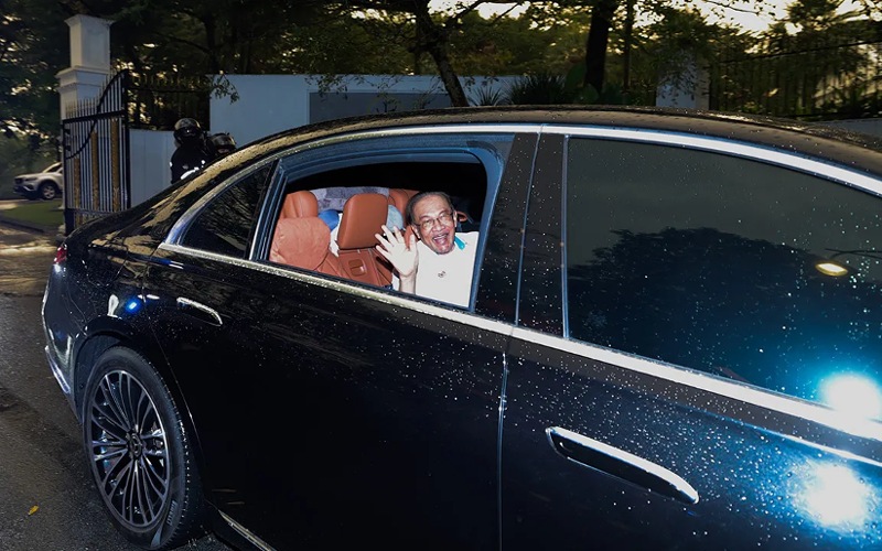 PM Anwar selesai menghadap Tuanku Muhriz