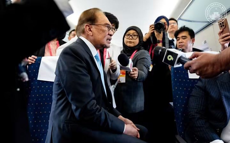 ECRL diutamakan, projek rel baharu perlu ikut kemampuan – PM Anwar