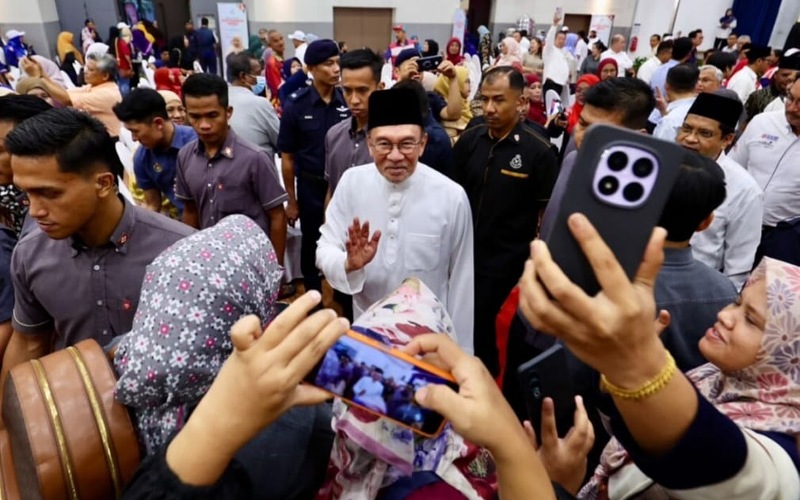 Kerajaan tambah peruntukan usahawan kecil dalam Belanjawan 2027