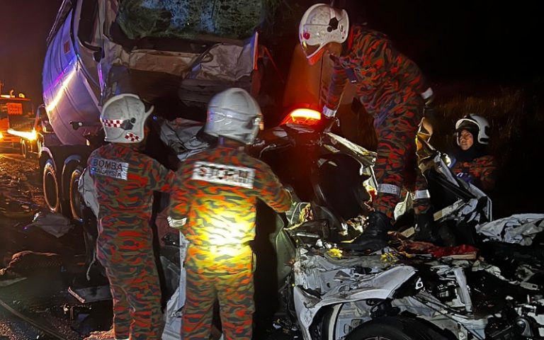 Kemalangan maut LPT Bomba Pahang