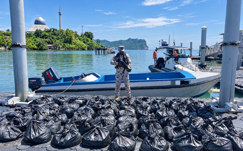 Maritim Malaysia gagalkan cubaan seludup 1,020 paket minyak masak bersubsidi
