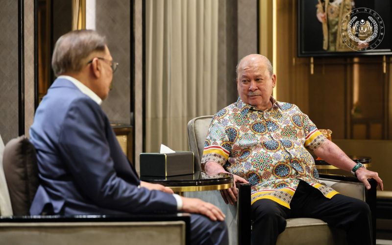 Agong terima menghadap Perdana Menteri, bincang perkembangan pentadbiran Kerajaan Persekutuan