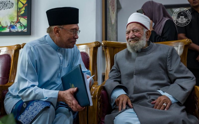 Anwar tekankan kepentingan pelihara tradisi ilmu, khazanah turath