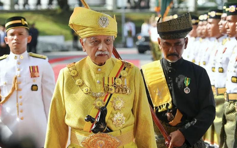 Tuanku Muhriz tarik balik perkenan, batal semua pelantikan EXCO