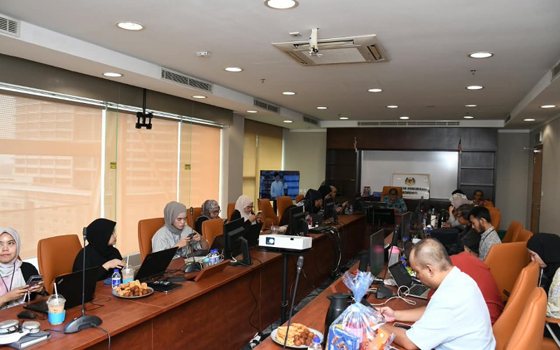 Bantuan khas RM1,500 suntik semangat penjawat awam terus berkhidmat cemerlang