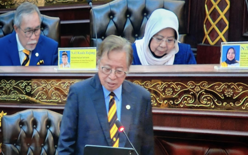 Penjawat awam Sarawak terima BKK dua bulan gaji, RM700 bagi Persekutuan
