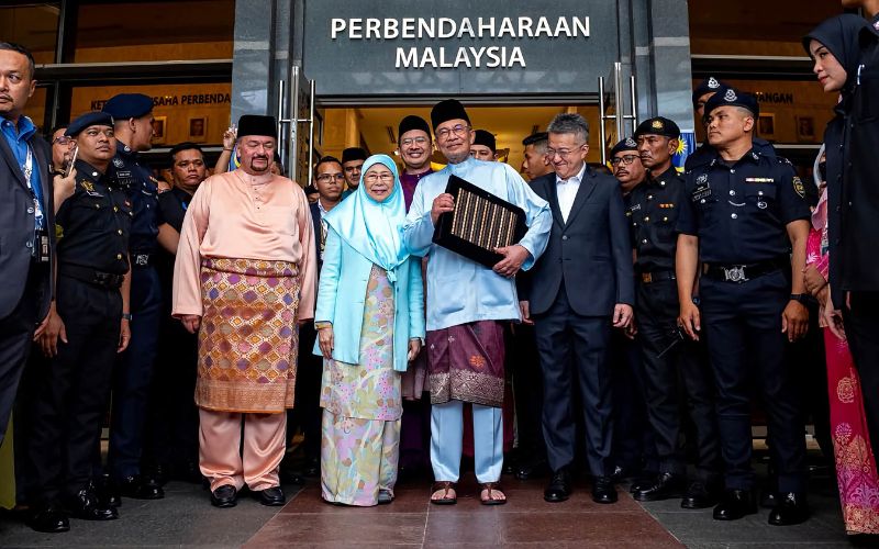 Belanjawan 2027 perkukuh komitmen MA63, tingkat peluang tajaan JPA buat anak Sabah, Sarawak