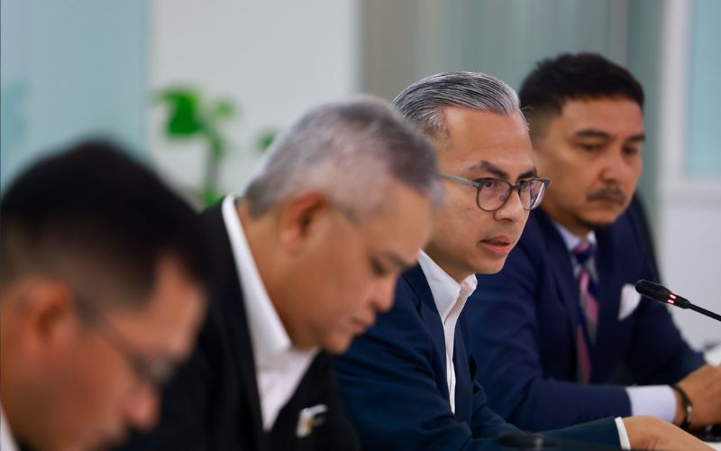 Kabinet akan teliti pandangan akademik mengenai RMK13 – Fahmi